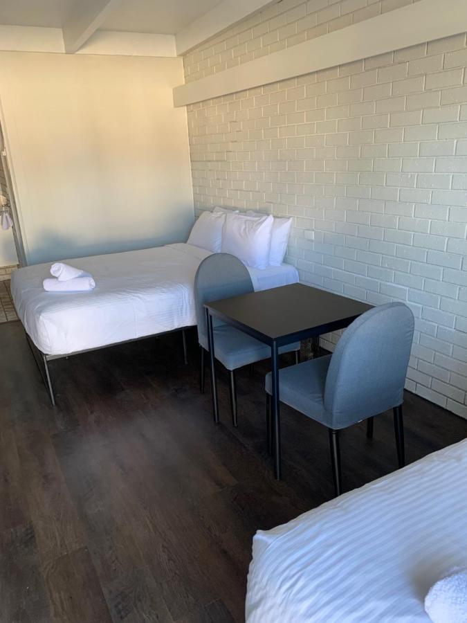 Wattle Motel Сімор Екстер'єр фото