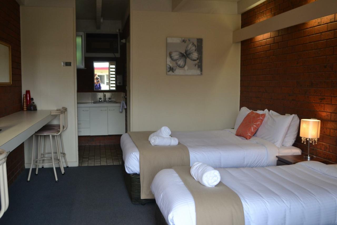 Wattle Motel Сімор Екстер'єр фото