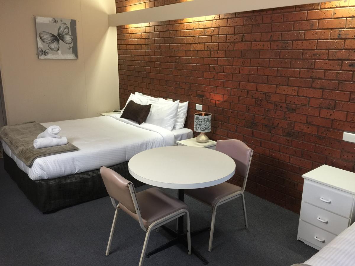 Wattle Motel Сімор Екстер'єр фото