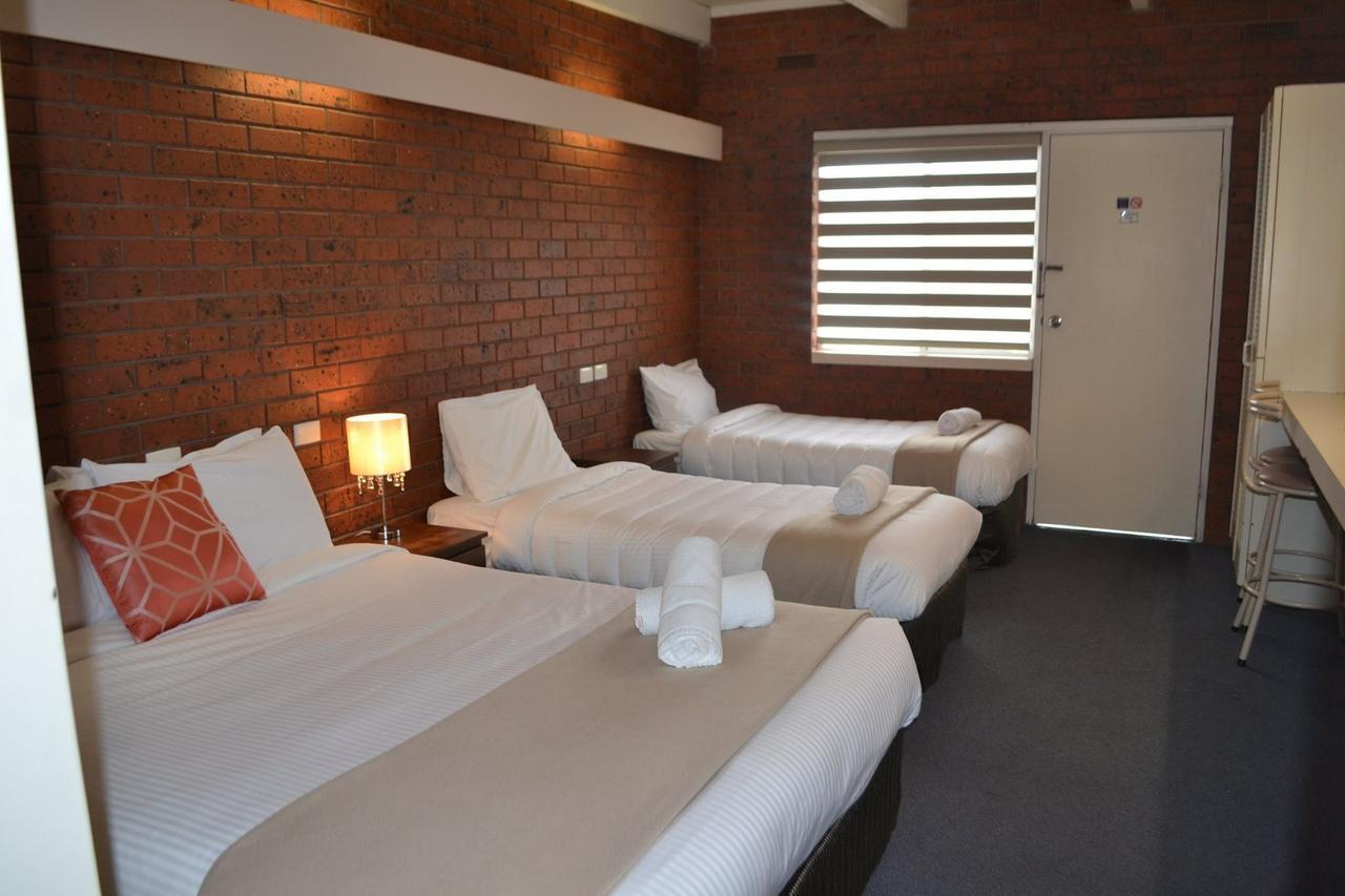 Wattle Motel Сімор Екстер'єр фото