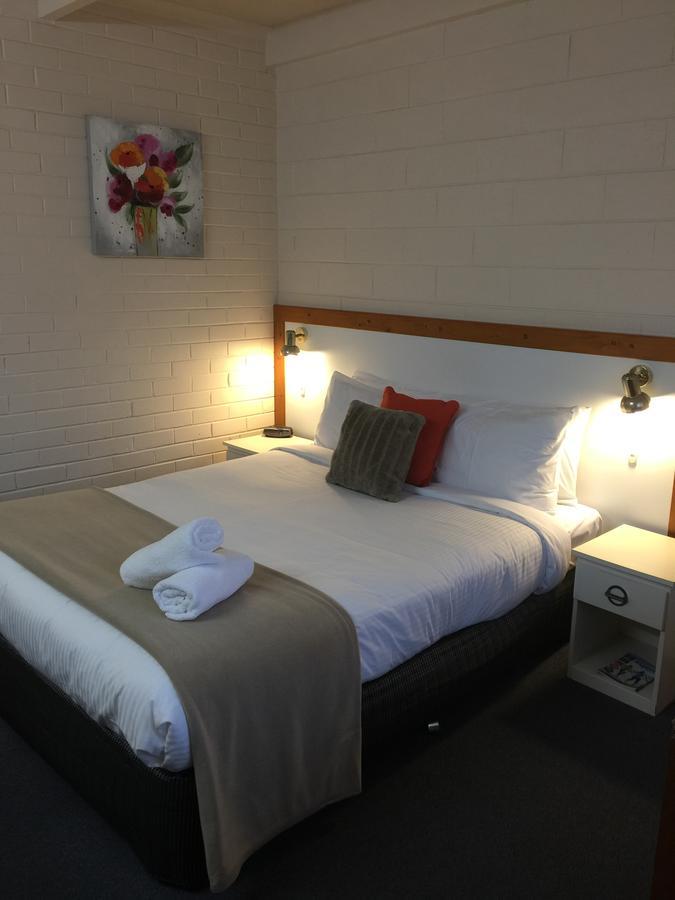 Wattle Motel Сімор Екстер'єр фото