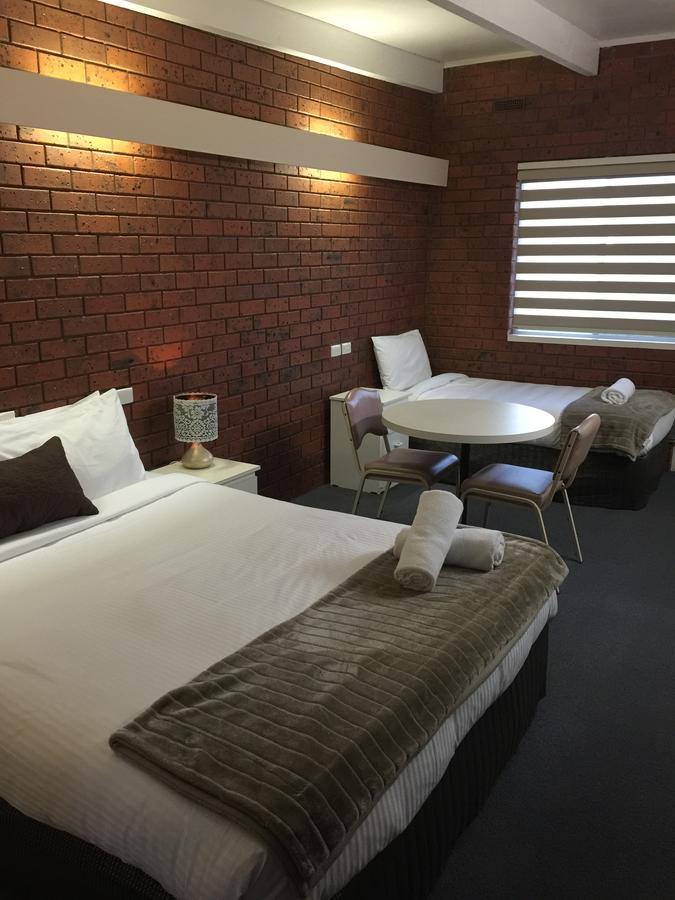 Wattle Motel Сімор Екстер'єр фото